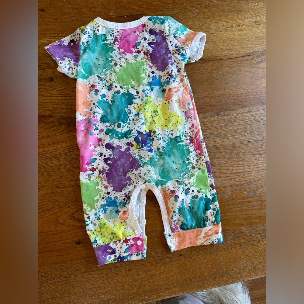 Baby romper onesie rainbow tie dye style 6-9 months